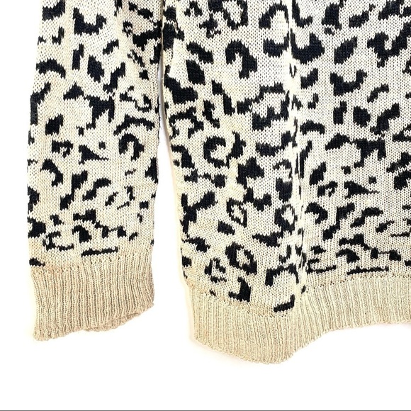 Kirra Leopard Print Knit Pullover Sweater Sz M - Picture 4 of 8